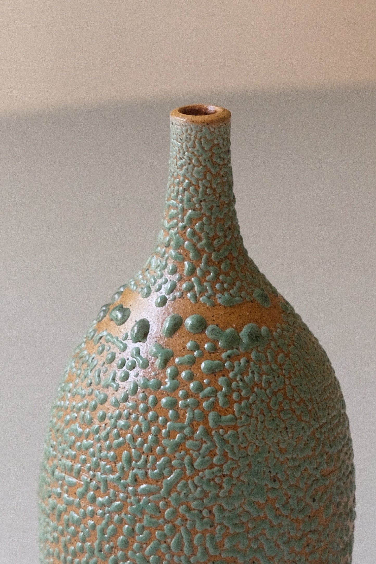 Dewy Short Bottle Vase