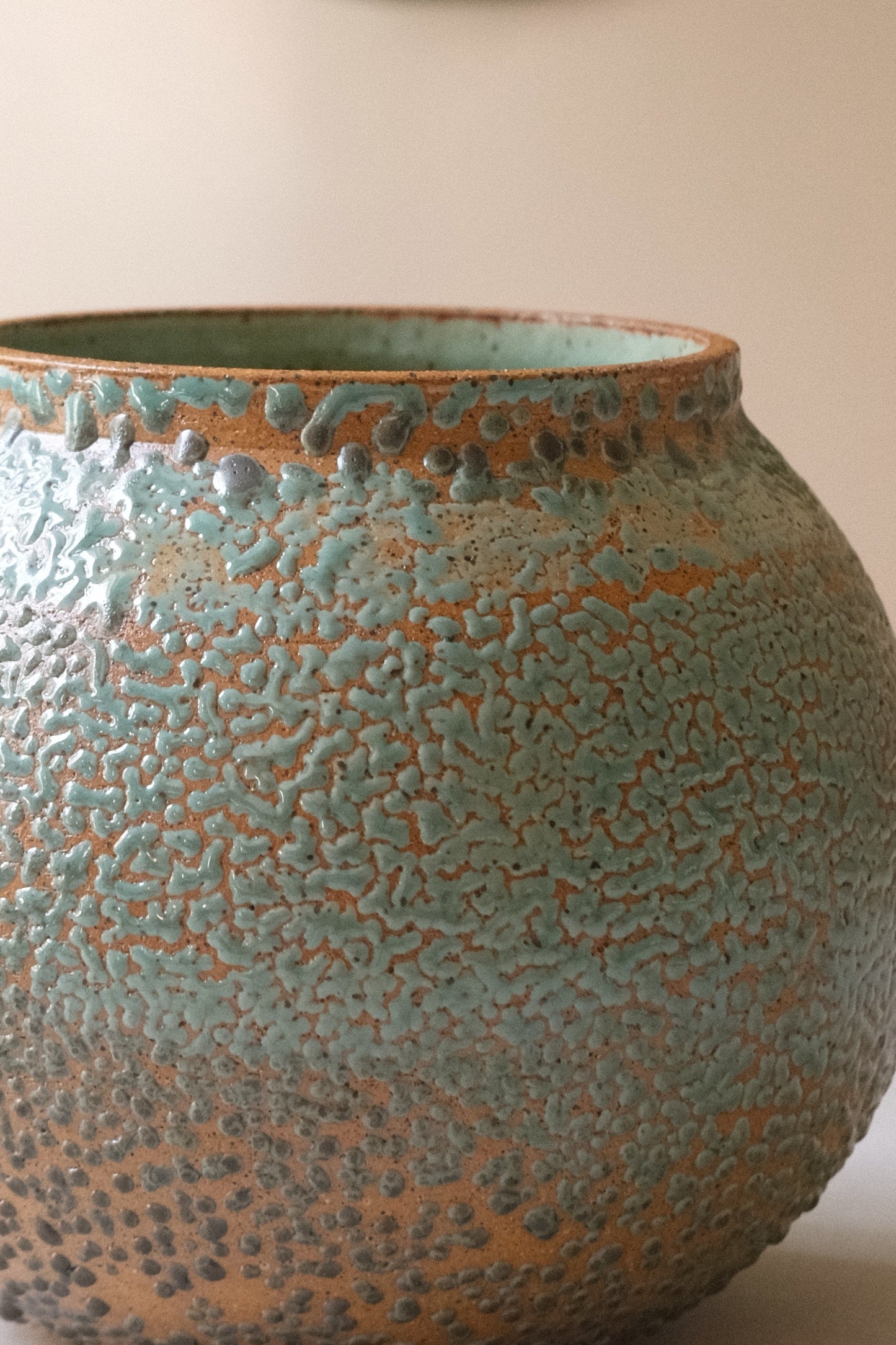 Dewy Moon Jar Vase