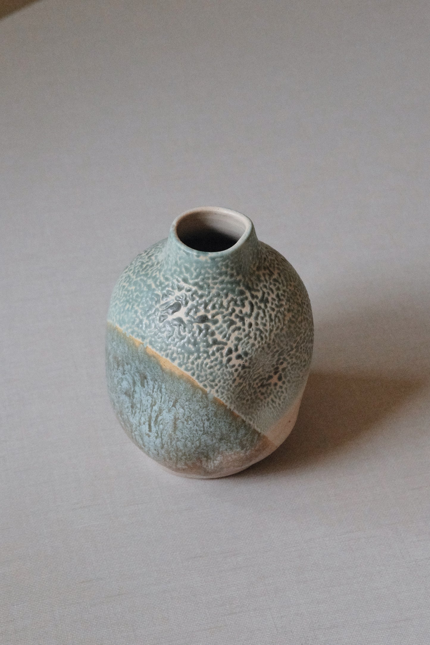 Coastal Dewy Bottleneck Vase